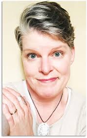 Christine Ernst's Instagram, Twitter & Facebook