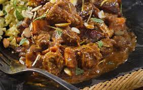 In large saucepan combine water, reserved marinade, garbanzo beans, tomatoes and parsley. Moroccan Beef Tagine On Minted Lemon Couscous Thinkbeef