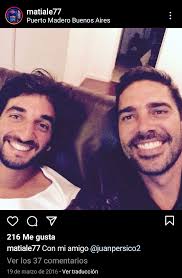 Diagnosticaron «brote psicótico con delirio místico» a redactor de el cascote news que intentó escribir sobre algo distinto del coronavirus 25/03/2020 @dobleveo un integrante del staff de el cascote news fue internado en un nosocomio de montevideo, tras diagnosticársele «brote psicótico con delirio místico». Matias Ale Un Loco Lindo El Diario De La Republica