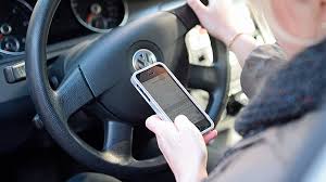 Frankreich hat ein handyverbot an schulen beschlossen. Handy Nutzung Im Auto Was Ist Erlaubt Was Verboten Autobild De