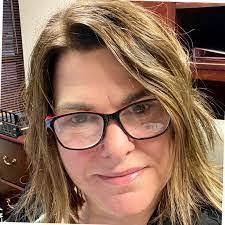 Trina Noble's Instagram, Twitter & Facebook