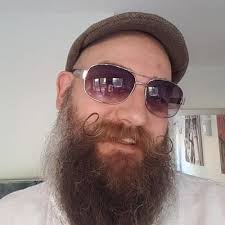 Ross Bunting (@viking_hooker) • Threads, Say more