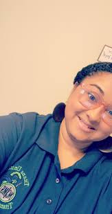 Mia Barnes (@Miab017)