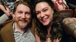 Sarah Caster's Instagram, Twitter & Facebook