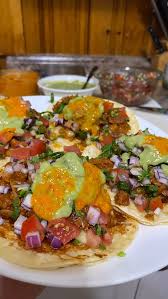 Cómo hacían falta estos tacos, En Abril empezamos con todo Razita! Pilas 😘  #tacos #alpastor