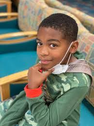 Sandy Nace's Instagram, Twitter & Facebook