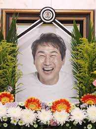 치매 치료, 이제 집에서 인공지능으로 한다. Iji0fxpjcqagwm