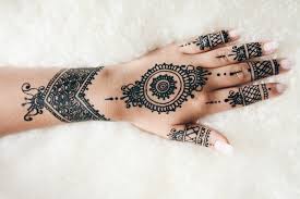 Wir haben für euch die besten tipps & tricks für diy henna tattoo mit 12 tollen designs. Henna Tattoos Meine Erfahrungen Und Kleinen Kunstwerke Von Ganzem Herzen