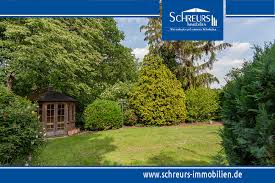 Wohnen Im Grunen Schicke Dachgeschosswohnung Mit Eigenem Garten Und Garage Schreurs Immobilien