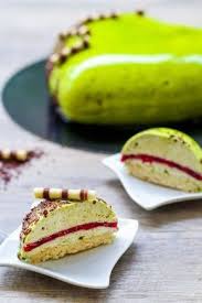 Entremet Mousse De Pistache Insert Framboise Et Biscuit Dacquoise Les Delices De Marina Recettes De Cuisine Cuisine Et Boissons Insert Framboise