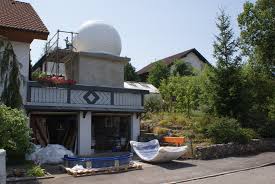 Wenn eure garage direkt an der garage des nachbarn liegt, wurde sie ja auf die grundstücksgrenze gebaut. Aufbau Einer Omegon Kuppel Auf Einer Garage Astroshop De Blog