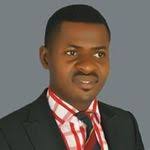 Agi Akins's Instagram, Twitter & Facebook