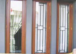 Berikut contoh gambar beserta foto model dan motif teralis jendela minimalis terbaru sebagai inspirasi anda dalam memilih motif jendela minimalis yang tepat untuk jendela kecil rumah anda. Model Teralis Jendela Minimalis Modern Terbaru Gambar Rumah 2021