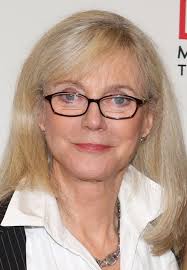 Photos: Sarah Jessica Parker, Blythe Danner & THE COMMONS OF PENSACOLA Cast  Meet the Press