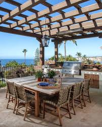 Get inspiration for outdoor furnitures, lighting, flowers and more. 16 Romantic Mediterranean Patio Ideas For Outdoor Entertaining