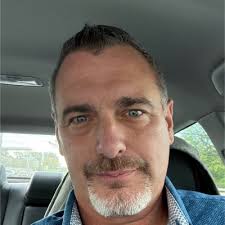 Last day at Lowes of Ashtabula. Cannot thank the team enough. Im so proud  of everyone for their hardwork and dedication. It's been a great 5 and a  half years. I cannot