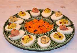 Cerca questo pin e molto altro su ricette di cucchiaioit. Uova Farcite Assortite Vittoria Ai Fornelli