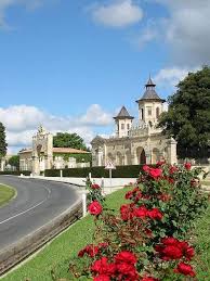 Le Chateau Cos D Estournel A Saint Estephe Le Long De La Route Des Vins Du Medoc French Castles Wineries Architecture Holiday Places