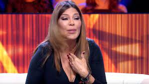 Ivonne Reyes, a punto de abandonar el plató de 'De viernes' tras una  pregunta sobre Pepe Navarro: "Por ahí, no"