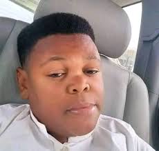 Picture of the day UMUEZINIFITE AGUATA he is Obele Ikenna Anthony from  OKWOCHI aku ezinifite He is behind success of Ezinifite community  football⚽⚽ field His money long.... Our man crush today Please