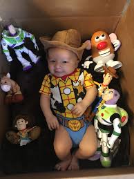 Toy story party set combo digital file instant download * this is printable file (pdf) and no physical items will be mailed to you. Toy Story Baby Photo Shoot Fotos Mensuales De Bebe Ideas Sesion De Fotos Fotos De Toy Story