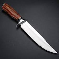 Grand Couteau De Chasse En 2020 Couteau De Chasse Couteau Partie De Chasse