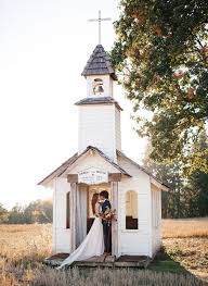 Audrey Jeremy Roloff Anniversary Photos Green Wedding Shoes Country Church Old Country Churches Church Pictures