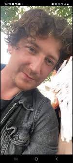 Hi 👋🏼- I am urgently trying to get hold of Lois Summers of wadebridge,  does anyone have any up to date contact information for her as she doesn't  appear to be on