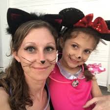 Erin Schillo's Instagram, Twitter & Facebook