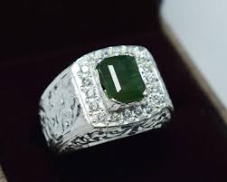 Beautiful Green Emerald Ring Mens Real Esmeralda Gemstone Etsy In 2020 Green Emerald Ring Rings For Men Emerald Stone Rings