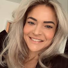 Who can recommend a personal trainer or workout partner in Papillion?