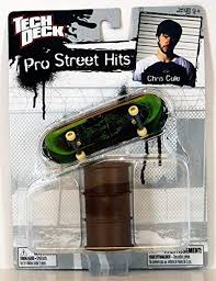 Tech deck primitive series paul rodriguez wold design deck fingerboarding #techdeck. Preis Bis 25 Sammelfiguren Spielfiguren Fingerboards Fingerbikes Von Spin Master Bei Spielzeug World Entdecken