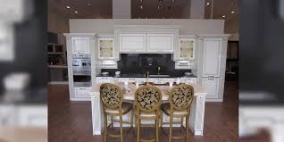 من لايعرف مطابخ الطباع عنوان الابداع المرسال