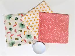 Avec ces bavoirs élastiqués colorés, design et pratique, la bonne humeur sera à votre table ! Serviettes De Table Enfant Par 3 Serviette De Table En Tissu Serviette De Cantine Fetes Anniversaires Zero Dechet Cadeau Fille Petits Cadeaux De Noel Serviette De Table Fete Anniversaire