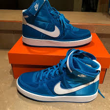 After recently unveiling in its original construction, the nike vandal supreme pops up in a new colorway that's known as blue orbit. Ø¶ØºØ· ÙØ¯Ø§Ù† ØºØ§Ø² Nike Vandal High Supreme Blue Orbit Arkansawhogsauce Com