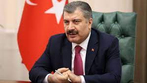 İftar sonrası aşı sırasına girdiler. Fahrettin Koca Kimdir Ailesi Kimlerdir Saglik Bakani Fahrettin Koca Kac Yasinda Nereli