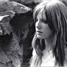 Lori Shope's Instagram, Twitter & Facebook