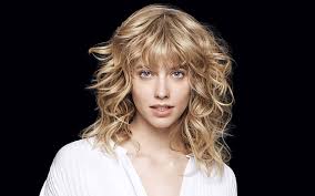 Capelli Tagli Corti Lunghi E Medi Scalati Per Lautunno E Inverno