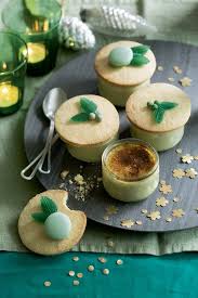 Des Cremes Brulees Au The Vert Creme Brulee Recette Desserts De Bocaux