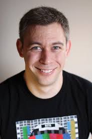 Intrappolato nel suo corpo per 12 anni a causa di una misteriosa malattia:  quando si risveglia è già un uomo