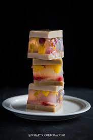 Resep cake puding busa sukade bahan cake kuning telur 4 butir telur utuh 1 butir gula halus 70 gr mentega cair 80 gr terigu 30 gr 1 sdm susu bubuk bahan lapisan busa pink putih telur 2 gula pasir. How To Make Agar Fruit Jelly Cake Puding Lapis Buah