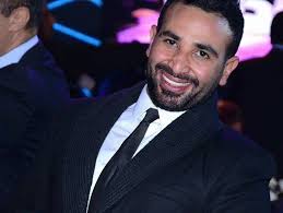 كشفت الفنانة سمية الخشاب عن تفاصيل صلحها مع الفنانين أحمد سعد وريم البارودي، بعد فترة طويلة من الخلافات وتبادل الاتهامات، قائلة: Ø£Ø­Ù…Ø¯ Ø³Ø¹Ø¯ ÙŠØ­ØµÙ„ Ø¹Ù„Ù‰ 350 Ø£Ù„Ù Ø¬Ù†ÙŠÙ‡ Ù…Ø§ Ø¹Ù„Ø§Ù‚Ø© Ø±ÙŠÙ… Ø§Ù„Ø¨Ø§Ø±ÙˆØ¯ÙŠ Ø§Ù„Ù†Ù‡Ø§Ø±