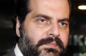 Ο πατέρας μου ήταν μηχανοδηγός. Poios Einai O Nikos Pateras Contra Gr