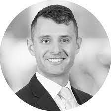 Kirby Lawson's Instagram, Twitter & Facebook