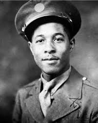 Dallas Edmonds's Instagram, Twitter & Facebook