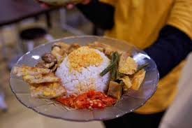Jenis sambal ini banyak disajikan di warung makan padang, sunda dan jawa. Jual Masakan Padang Enak Di Magetan Traveler Modis 5 Rumah Makan Padang Enak Ekonomis Di Jakarta Berikut Tempat Makan Nasi Padang Enak Di Jogja Yang Lumayan Recommended