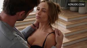 Zulay Henao Underwear chapter in Star - UPSKIRT.TV
