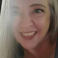 Melissa Cloer's Instagram, Twitter & Facebook