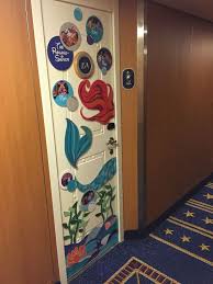 3.9 out of 5 stars 6. Disney Christmas Doors Novocom Top