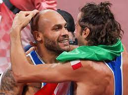 Parata di campioni olimpici e mondiali, 26 italiani. C9kmevffnpsd6m